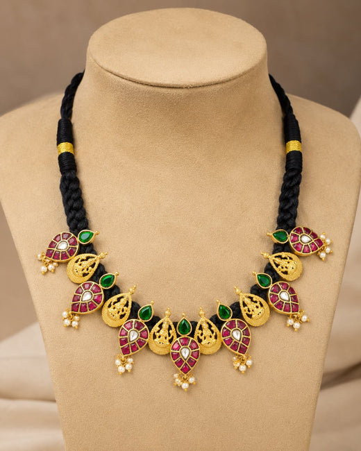 FeelOri black-toned bead leaf motif jadau kundan necklace for pattu saree styling