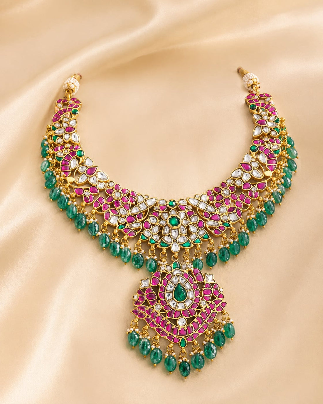 FeelOri round pendant jadau kundan necklace for Indian festive necklace styling