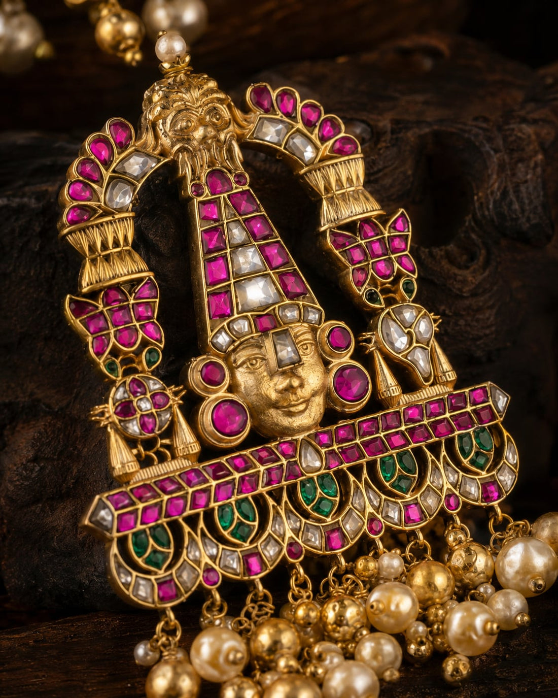 FeelOri balaji arch temple-style pendant listed as pendant only styled with saree fabric