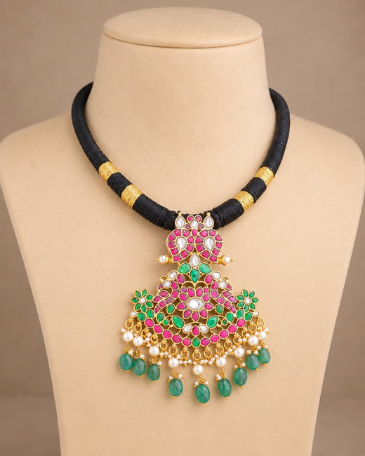 FeelOri black-toned bead pendant jadau kundan necklace for pattu saree styling