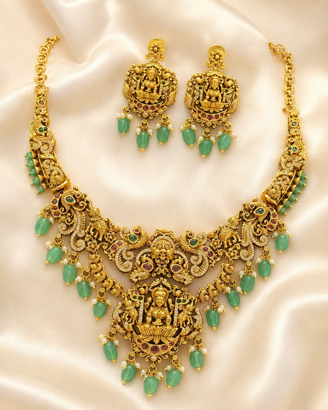 FeelOri Emerald Temple Choker Necklace Set for Pattu Sarees with matching earrings, saree styling view