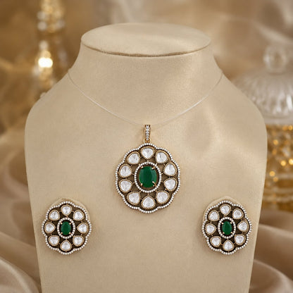 FeelOri emerald-tone pendant set for sarees and festive styling