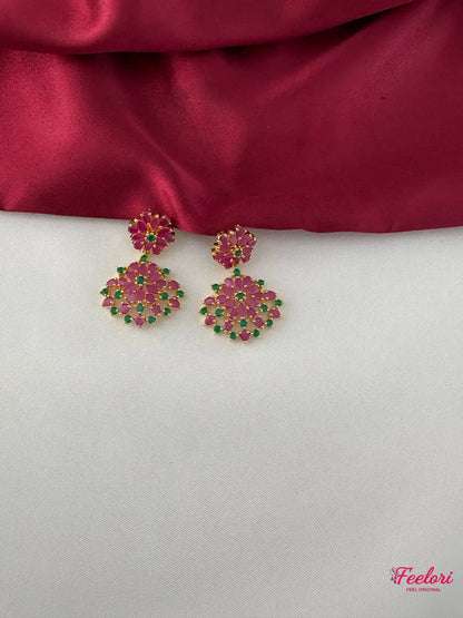 FeelOri ruby and emerald floral necklace set, matching petal earrings close-up