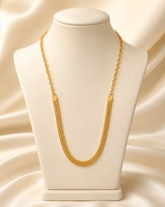 FeelOri gold-polished necklace on jewellery display