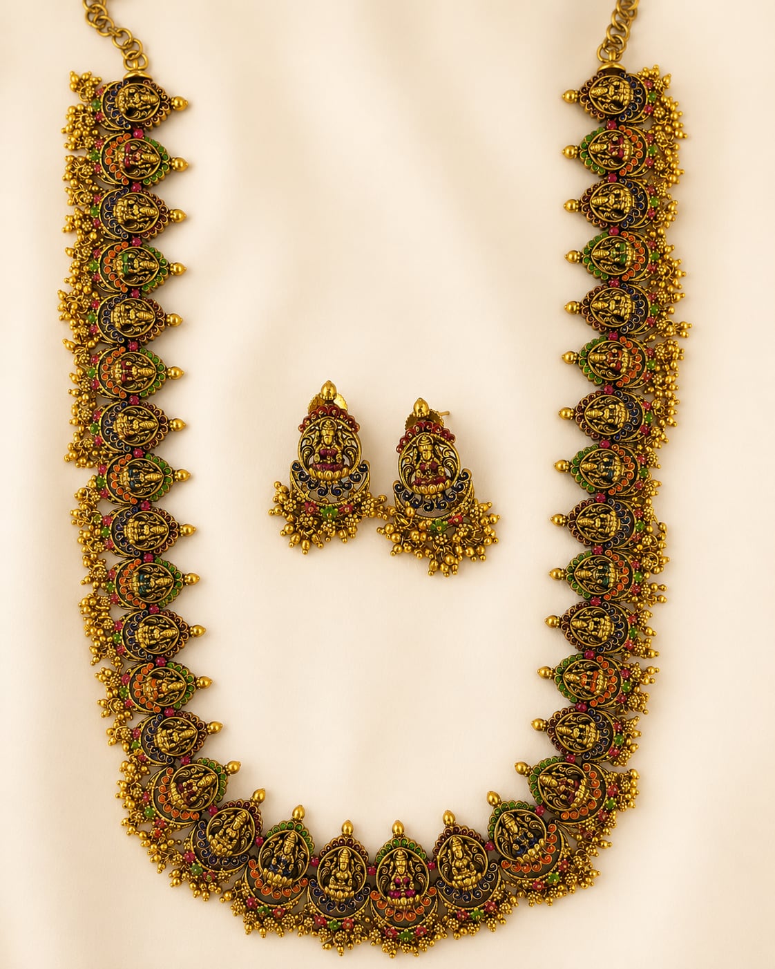 FeelOri gold-polished necklace set with matching earrings for sarees and festive styling