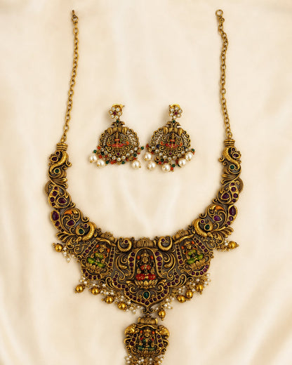 FeelOri gold-polished necklace set with matching earrings for sarees and festive styling