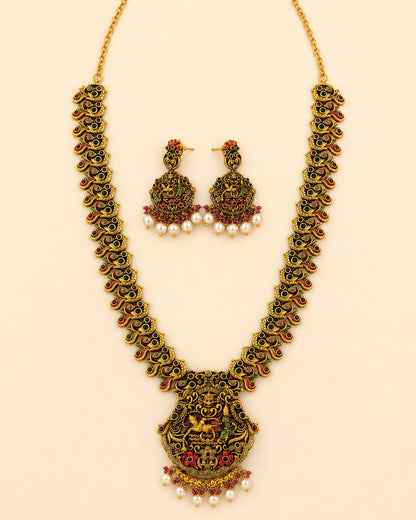 FeelOri gold-polished necklace set with matching earrings for sarees and festive styling