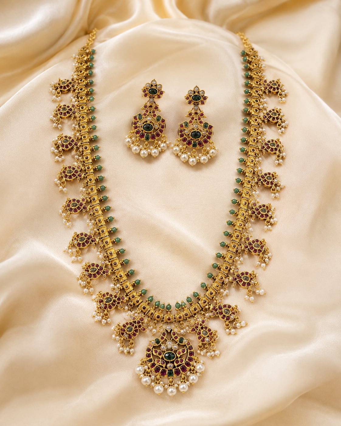 FeelOri gold-polished necklace set with matching earrings for sarees and festive styling