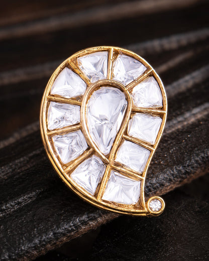 FeelOri gold-polished stud earrings stone setting, ear-chain or earring construction, and gold-polished detail