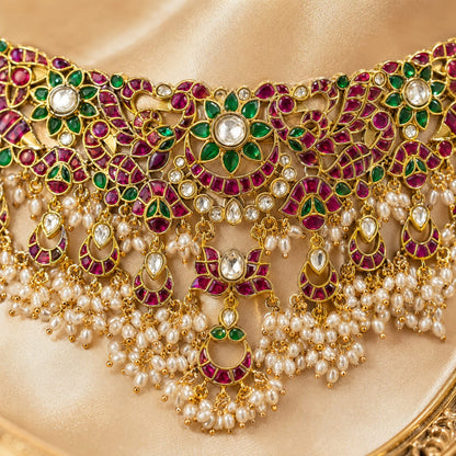FeelOri jadau kundan choker necklace pendant and gold-polished detail