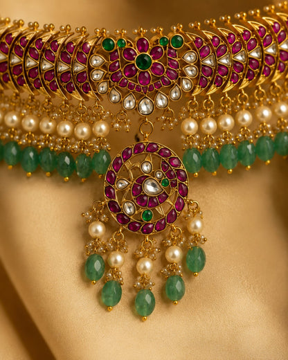 FeelOri jadau kundan choker necklace pendant and gold-polished detail