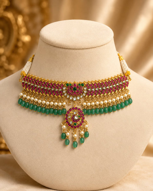 FeelOri jadau kundan choker necklace on jewellery display