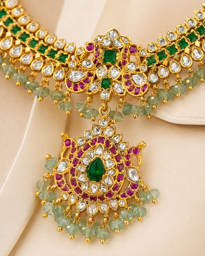 FeelOri jadau kundan necklace pendant and gold-polished detail
