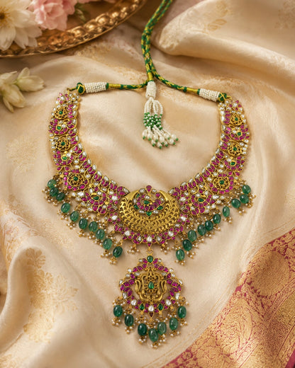 FeelOri jadau kundan necklace styled with saree fabric for Indian occasion wear