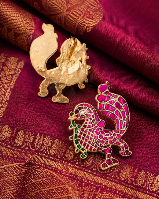 FeelOri jadau kundan Annapakshi Hamsa Bird Pendant - wearing-scale view