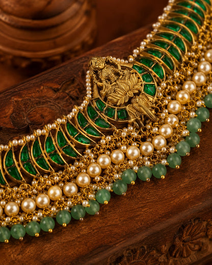 FeelOri real kempu jadau necklace close-up of real kempu stones and jadau work