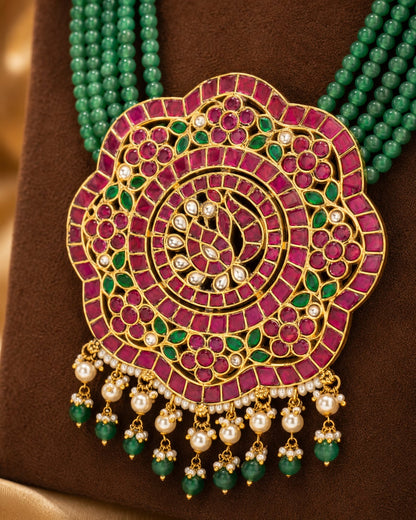 FeelOri real kempu jadau long haram necklace close-up of real kempu stones and jadau work