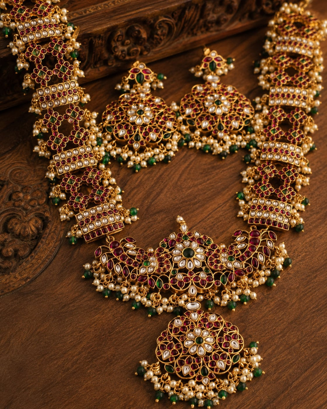 FeelOri real kempu jadau long haram necklace close-up of real kempu stones and jadau work