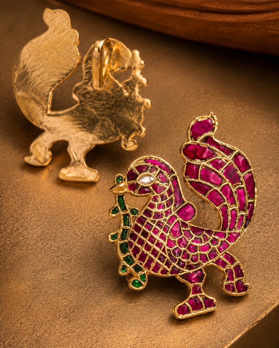FeelOri jadau kundan pendant set close-up of jadau kundan stones and jadau work