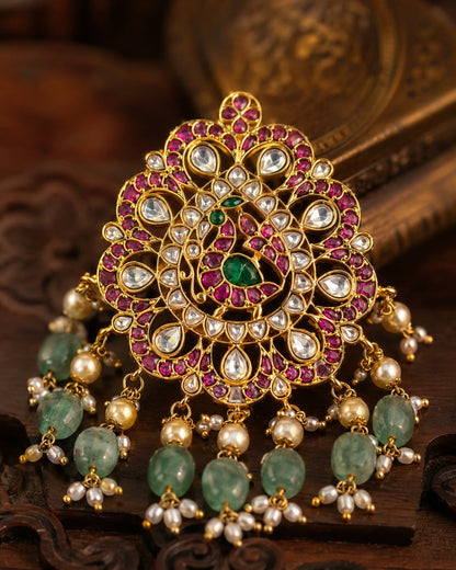 FeelOri jadau kundan pendant set close-up of jadau kundan stones and jadau work