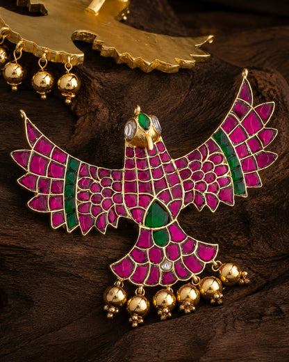 FeelOri real kempu jadau pendant set close-up of real kempu stones and jadau work