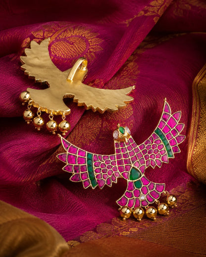 FeelOri real kempu jadau pendant set styled with saree fabric for Indian occasion wear