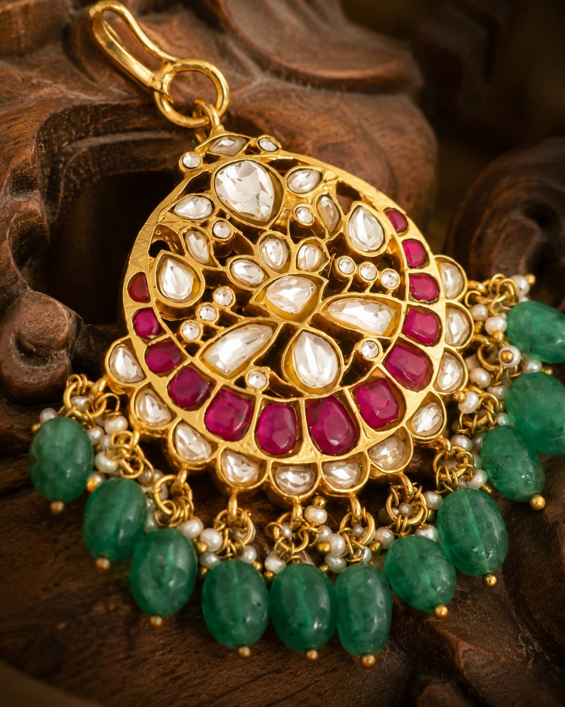 FeelOri round fan green bead jadau kundan maang tikka listed as maang tikka only styled with saree fabric
