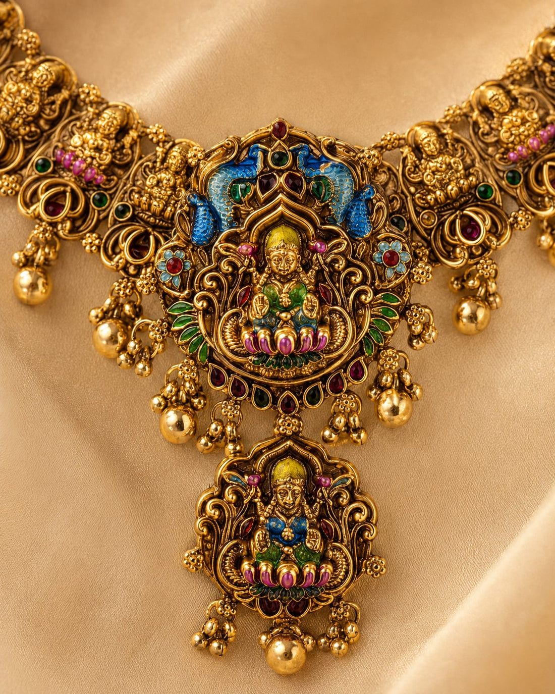 FeelOri ruby and emerald necklace set with matching earrings pendant and gold-polished detail