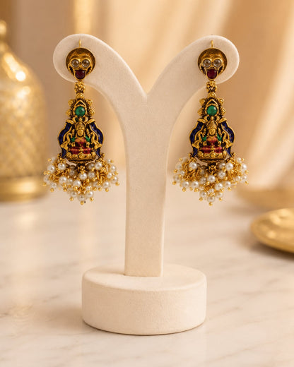 FeelOri ruby and emerald necklace set with matching earrings matching earrings only on a clean jewellery display