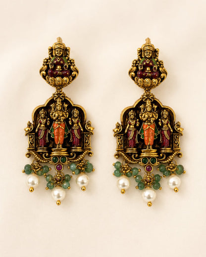 FeelOri ruby and emerald necklace set with matching earrings matching earrings only on a clean jewellery display