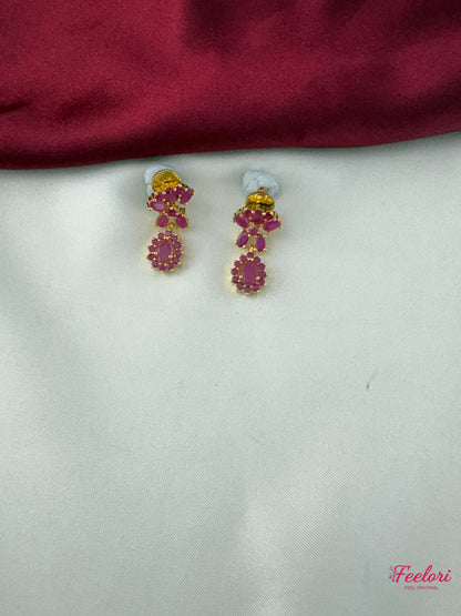 FeelOri ruby-tone festive droplet necklace set, matching earrings close-up
