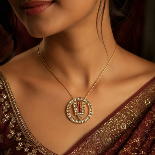 FeelOri jadau kundan pendant styled with Indian occasion wear
